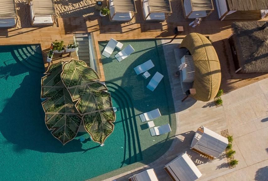 Arena Beach Club — hoja del pool bar, vista aérea